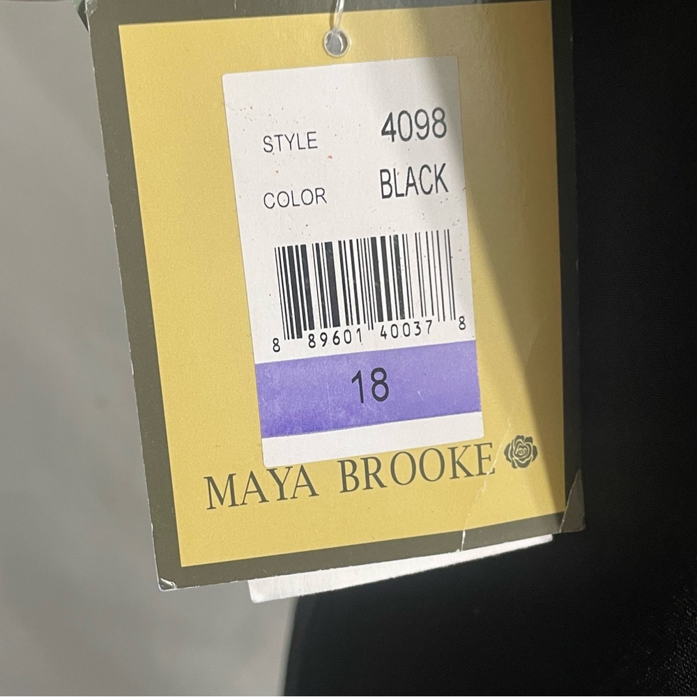 Maya Brooke Formal Evening Gown Dress. Size 18. NEW. Asymmetrical. Elegant. - Picture 9 of 16
